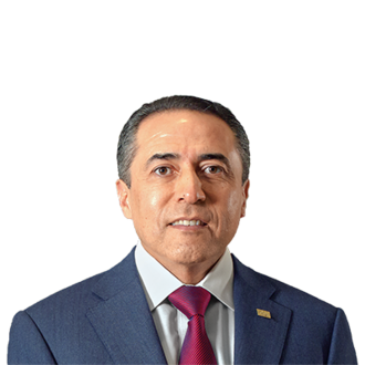  Octavio  Alvídrez